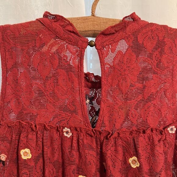 Francesca’s S mi ami Burgundy Sleeveless Lace Embroidered Tiered Prairie Dress - Picture 6 of 14